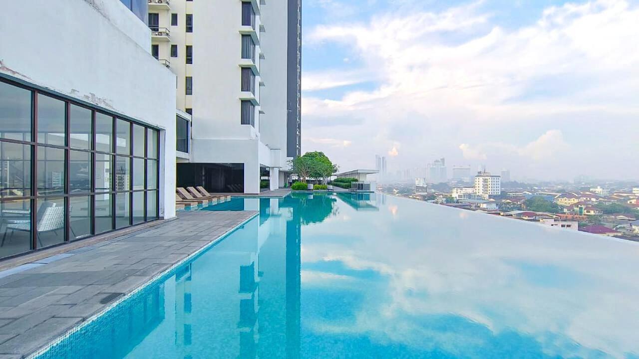1tebrau By Kms * Johor Bahru